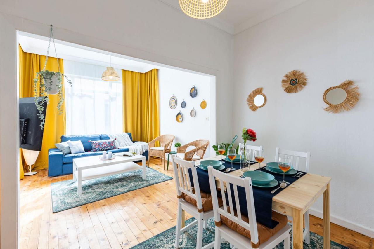 شقة اسطنبول  في Colorful Flat With Excellent Location Near Trendy Attractions In Kadikoy المظهر الخارجي الصورة